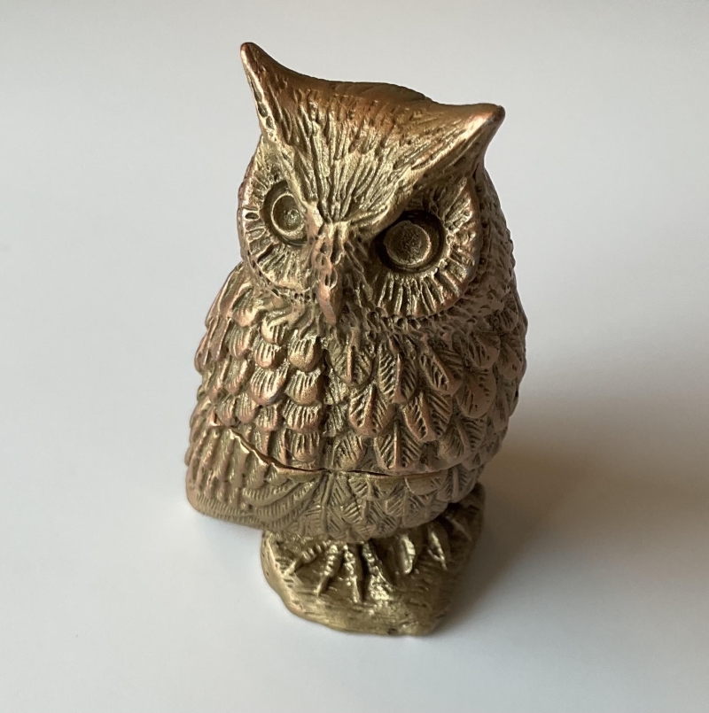 Table Art - Boxes: Screeching Owl